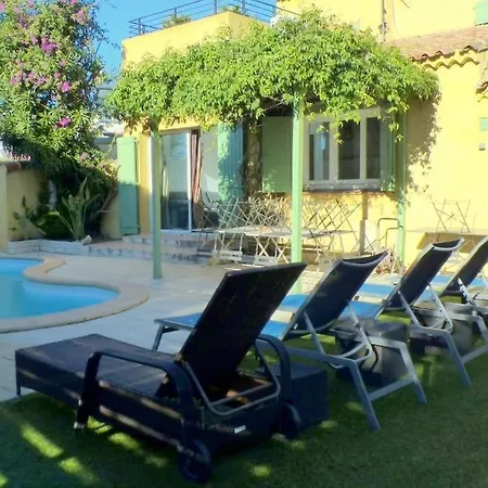 Holiday home Maison A 100 Metre De La *